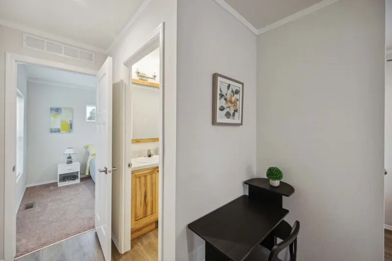 Ridgewood j400 interior home features