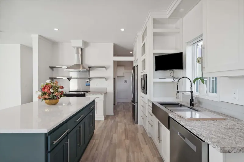 Hillcrest g827 kitchen home features