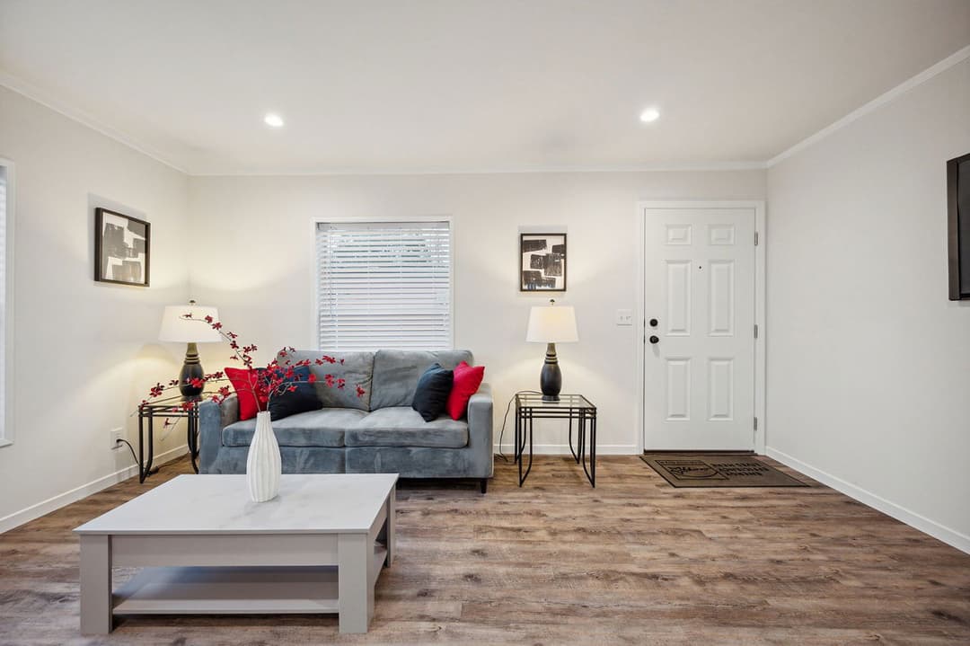 Ridgewood j882 interior home features