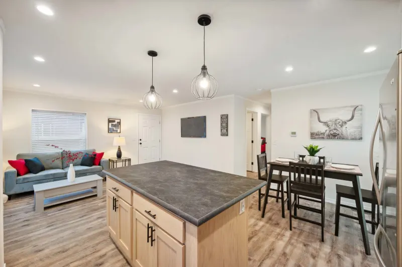 Ridgewood j882 interior home features